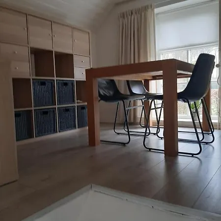 Klein Eikelenkamp Apartment *